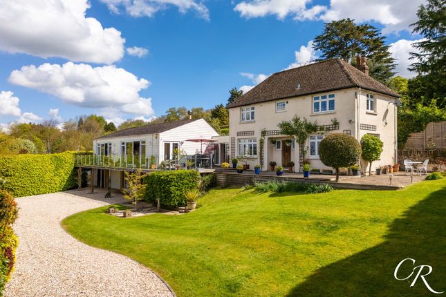 4 bed property, in Cleeve Hill, £1,000,000