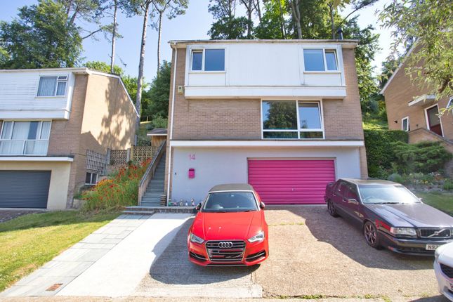 4 bed property, in Riverdale, £500,000