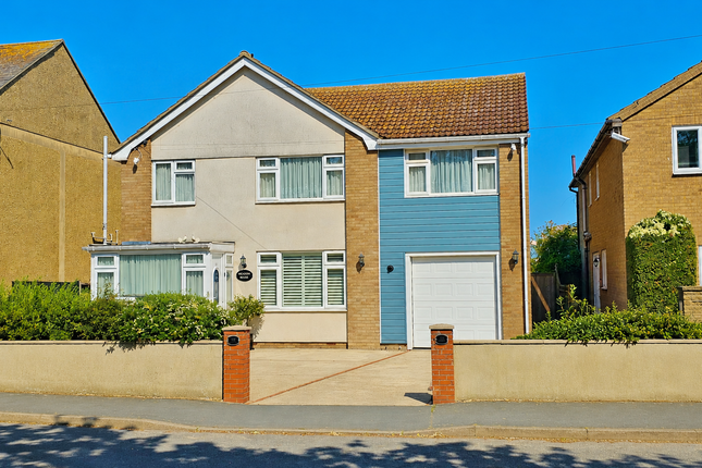 4 bed property, in Elm Tree Avenue, £650,000