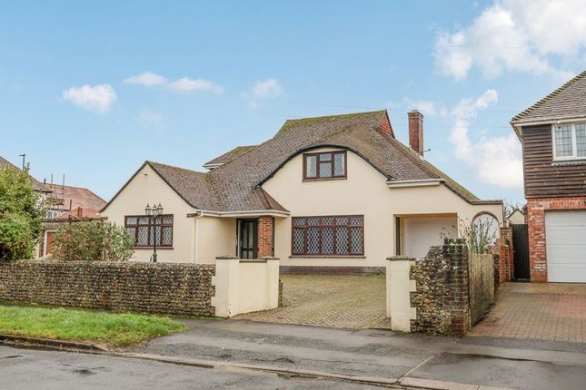 4 bed property, in Summerley Lane, £599,950