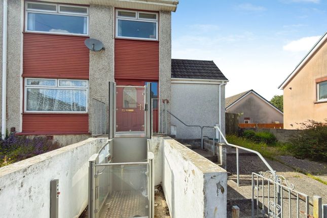 3 bed property, in Clare Street, £160,000