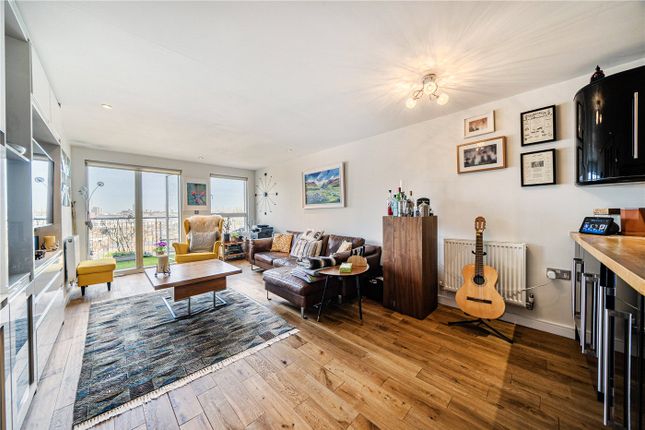 2 bed property, in Seren Park Gardens, £550,000