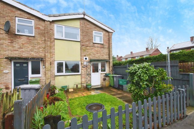 3 bed property, in Tithe Close, £200,000