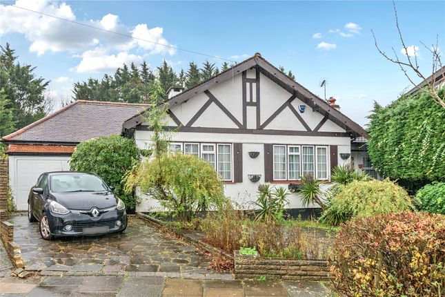 3 bed property, in Ashurst Road, £975,000