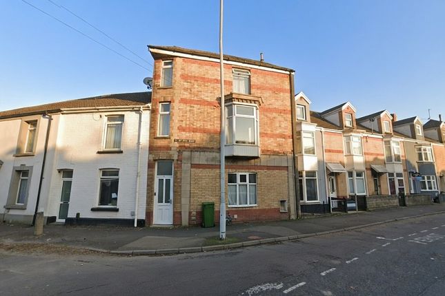 3 bed property, in St Helens Road, £119,995