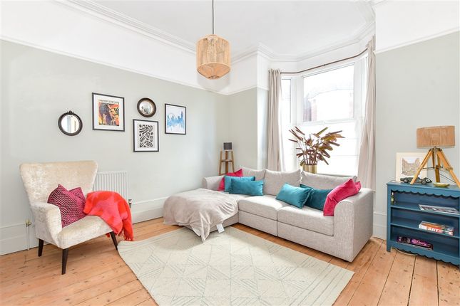 4 bed property, in Taswell Road, £650,000