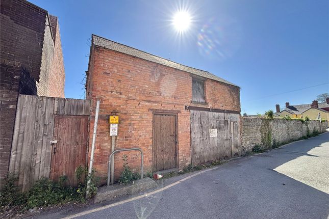 Land, in Chancery Lane, £120,000