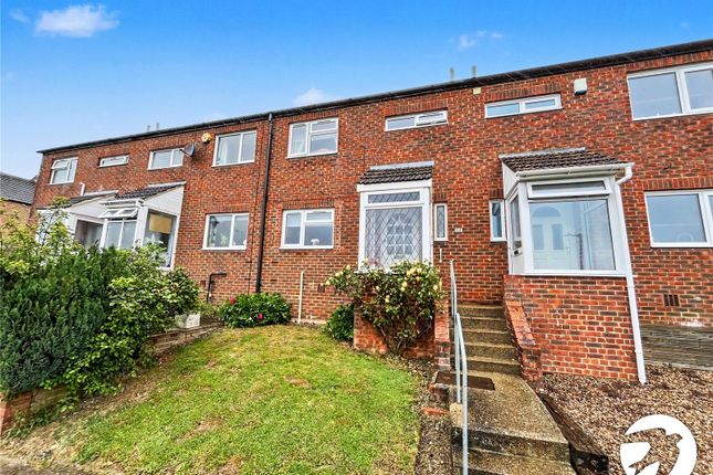 3 bed property, in Ryde Close, £260,000