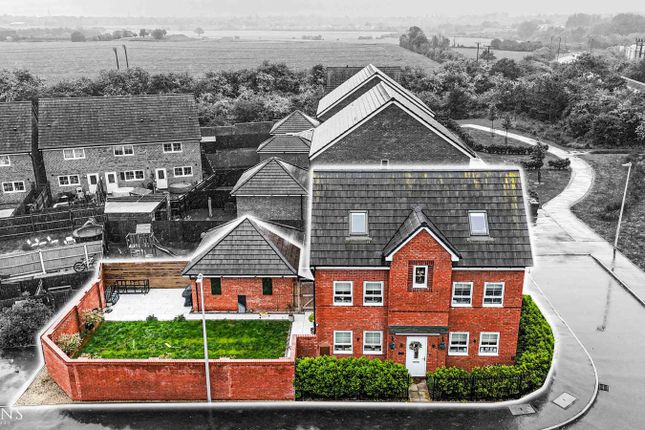 4 bed property, in Fleece Lane, £375,000