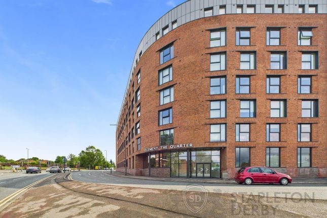 Studio, in Low Hill, £105,000