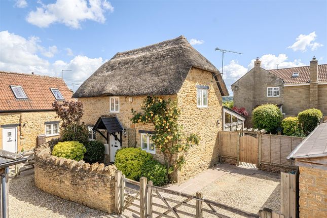 3 bed property, in Water Street, £435,000