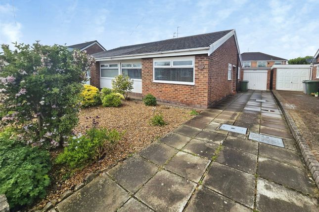 2 bed property, in Sutherland Drive, £190,000