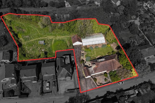5 bed property, in Joyford Hill, £600,000