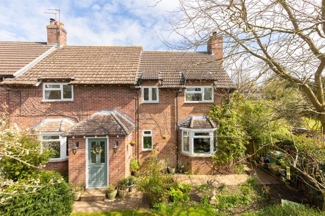 4 bed property, in Church View, £475,000