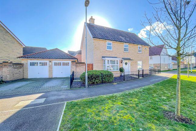 4 bed property, in Christmas Tree Crescent, £675,000