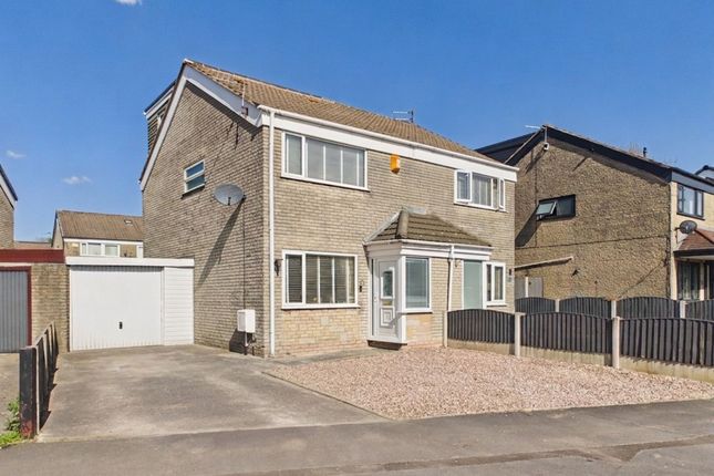 3 bed property, in Abbey Road, £235,000