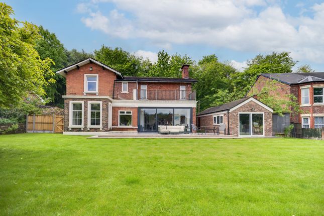 6 bed property, in St. Johns Wood, £600,000