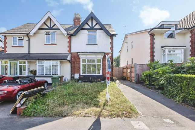 2 bed property, in Stratford Road, £290,000