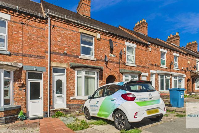 2 bed property, in Glascote Road, £170,000