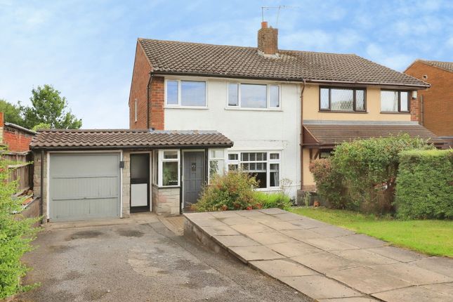 3 bed property, in Low Street, £270,000