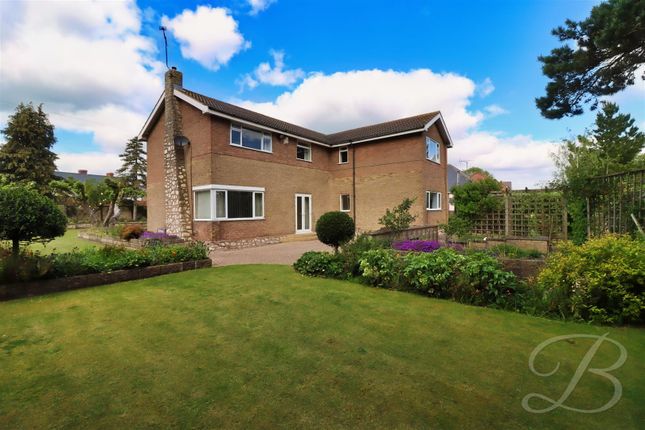 5 bed property, in Broad Place, £365,000