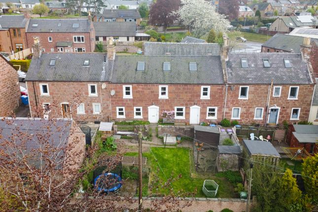 3 bed property, in Glengate, £170,000
