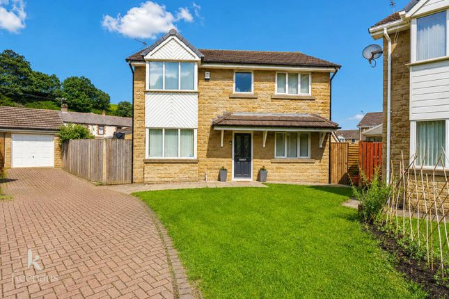 4 bed property, in Riverside Park, £330,000