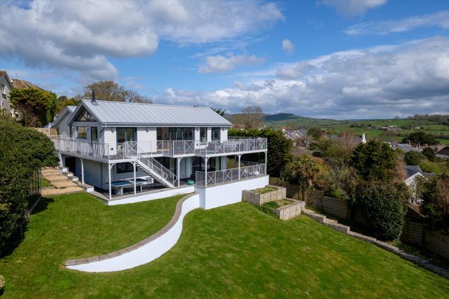 5 bed property, in Downside Close, £1,750,000