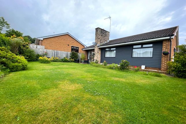 2 bed property, in Hermitage Park, £260,000