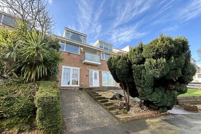2 bed property, in Ormeside, £209,950