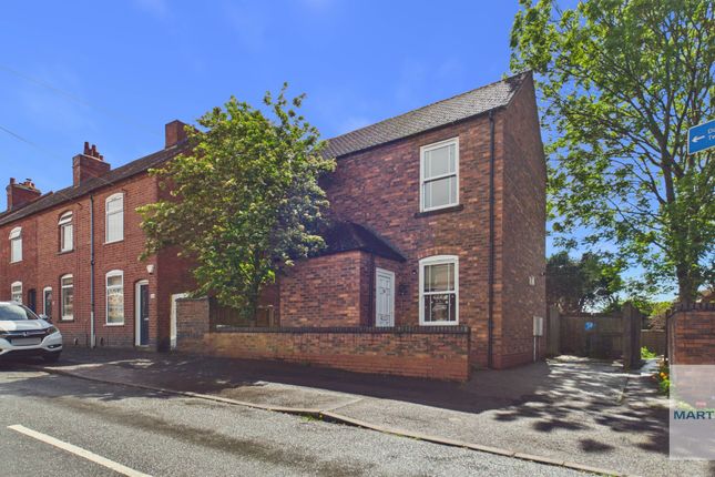 2 bed property, in New Street, £260,000