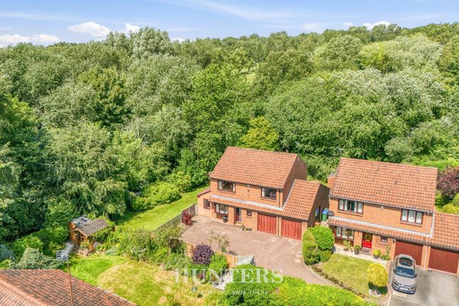4 bed property, in Johnson Grove, £495,000