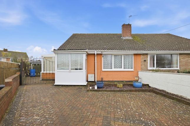 2 bed property, in Harden Road, £300,000