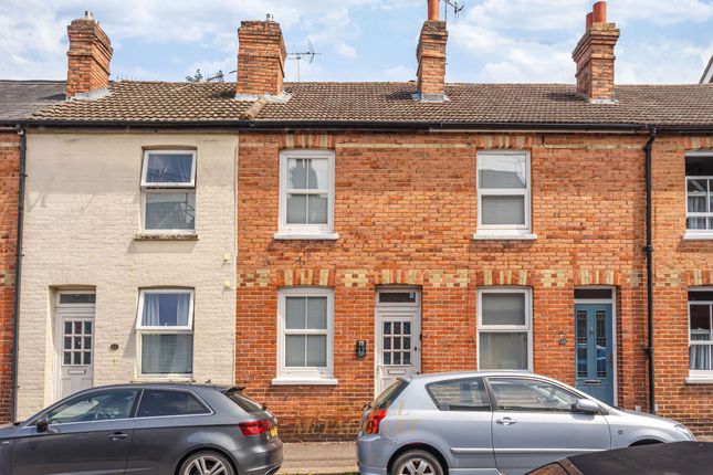 2 bed property, in Chequer Road, £325,000