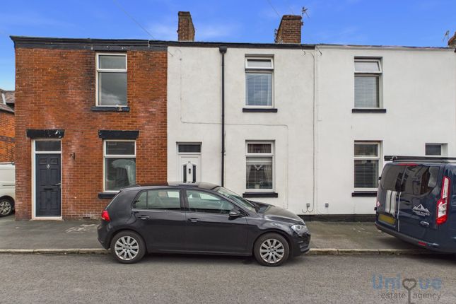 3 bed property, in Garstang Road South, £130,000