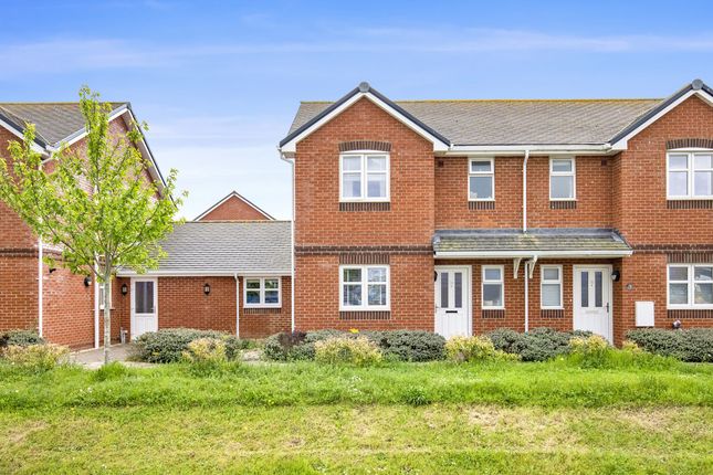 4 bed property, in Gore Road, £400,000