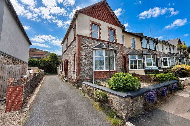 4 bed property, in Babbacombe Road, £250,000
