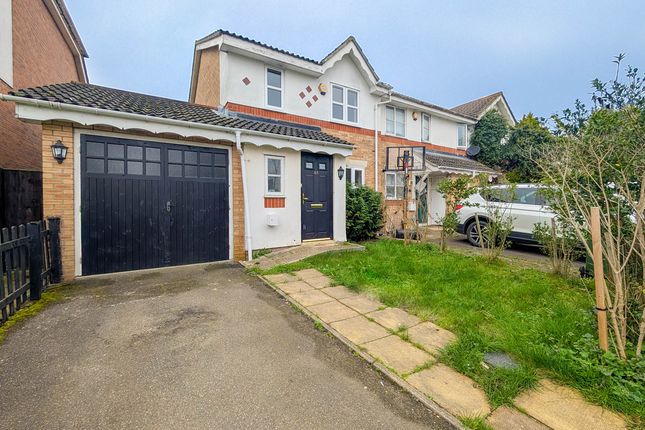 3 bed property, in Hutchins Road, £450,000