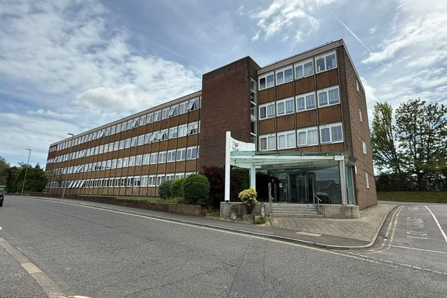 1 bed property, in 32 Wella House, £75,000