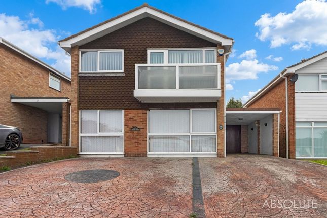4 bed property, in Redgate Close, £400,000