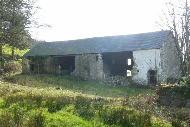 6 bed property, in Abergorlech, £265,000