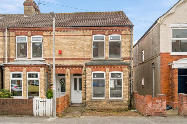 3 bed property, in Cheverton Avenue, £120,000
