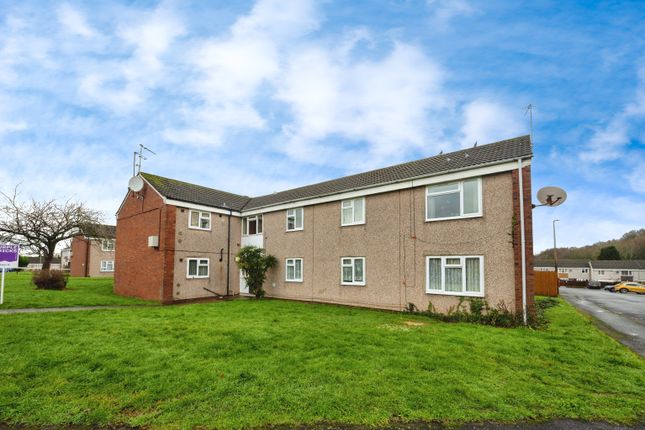 2 bed property, in Archer Court, £100,000