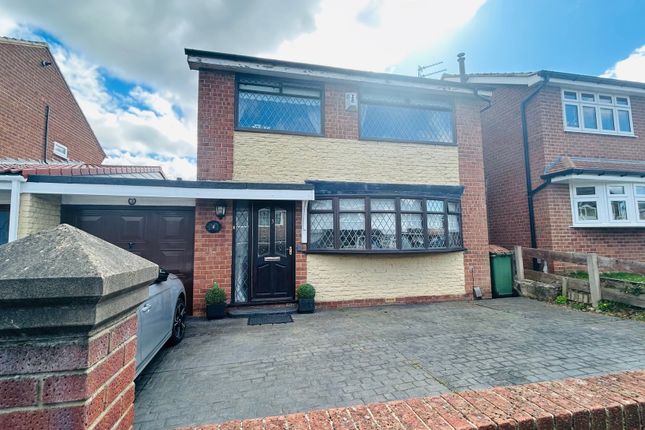 3 bed property, in St. Annes Road, £175,000