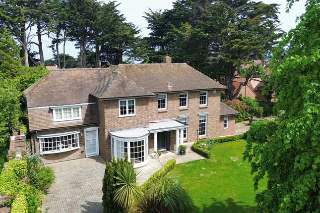 4 bed property, in Norton Road, £799,950