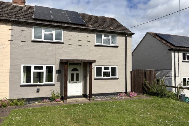 3 bed property, in Weston Close, £250,000