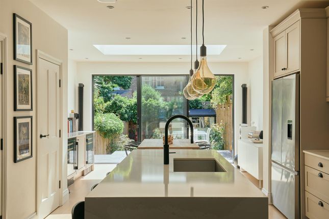 3 bed property, in Riverview Grove, £1,250,000