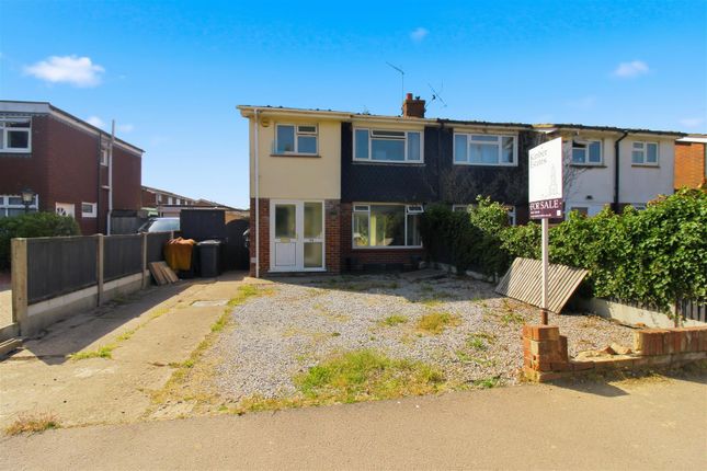 3 bed property, in Greenhill Road, £300,000