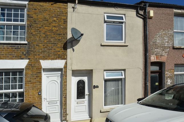 2 bed property, in James Street, £180,000