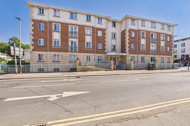 1 bed property, in Sheldons Court, £140,000